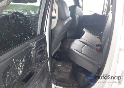 2018 Ram 1500 Tradesman 4X2 6'4 Box z USA, uszkodzony, nr VIN 1C6RR6FT9JS119731